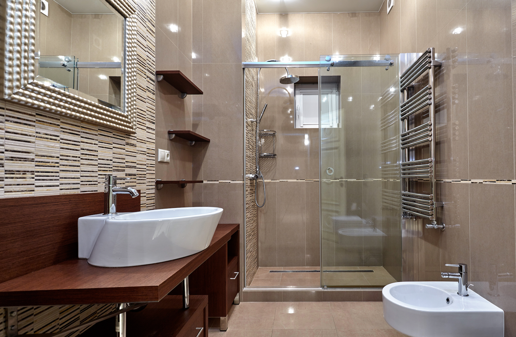 Make a Small Bathroom Look Large | HomeTech Construction & Design